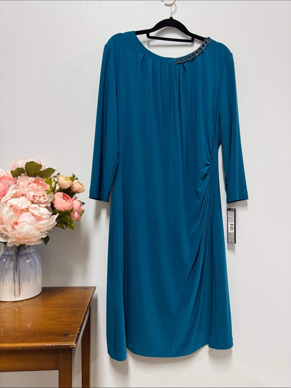 Teal Long-Sleeve Midi Dress with Chain Neckline